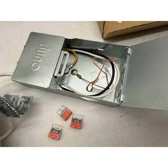 Juno WF6 SWW5 6 in. Selectable CCT Ultra Slim Canless LED White Light-NEW.A8 - Picture 3 of 6